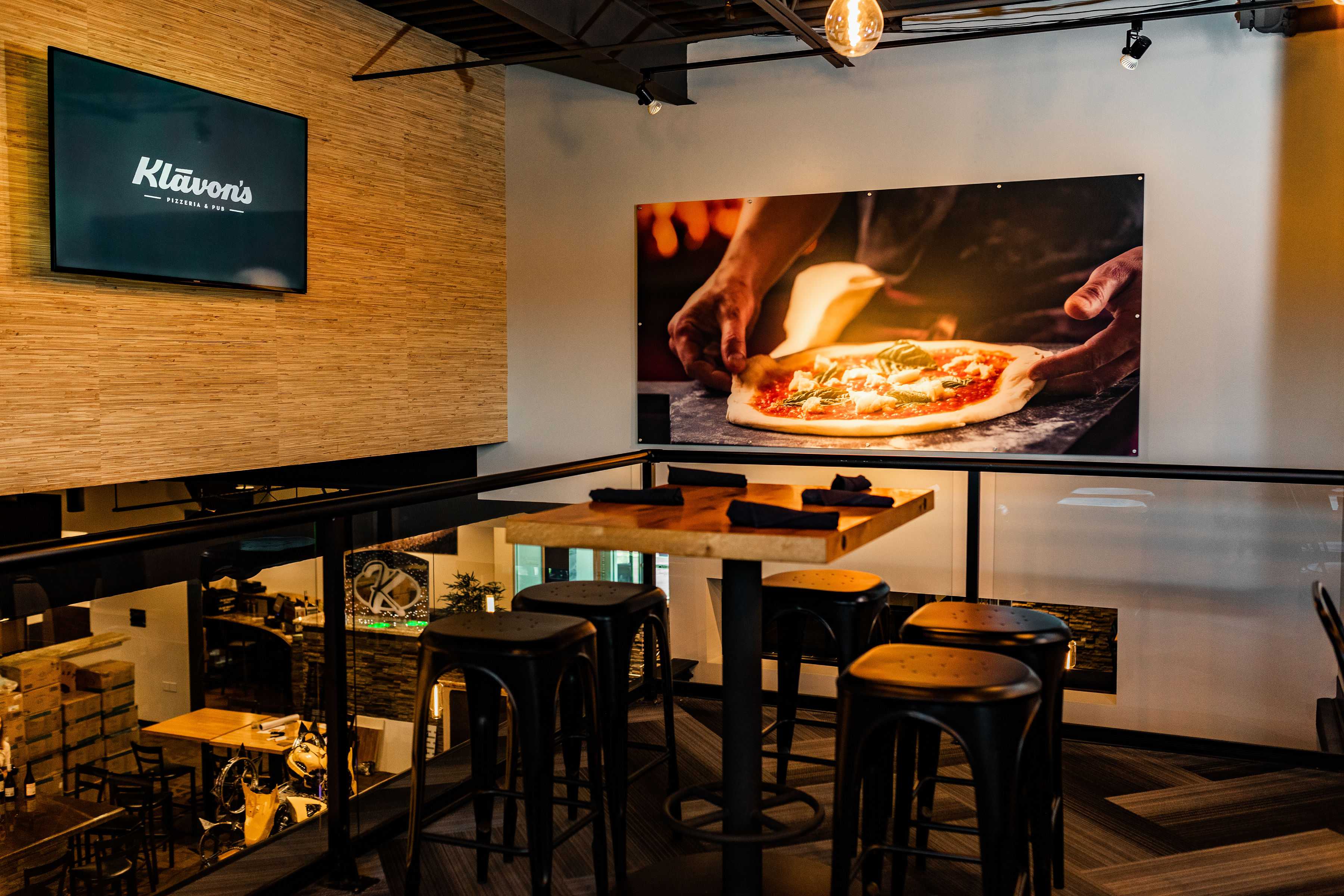 Upstairs private room at Klavon's Jackson – ideal for meetings and celebrations