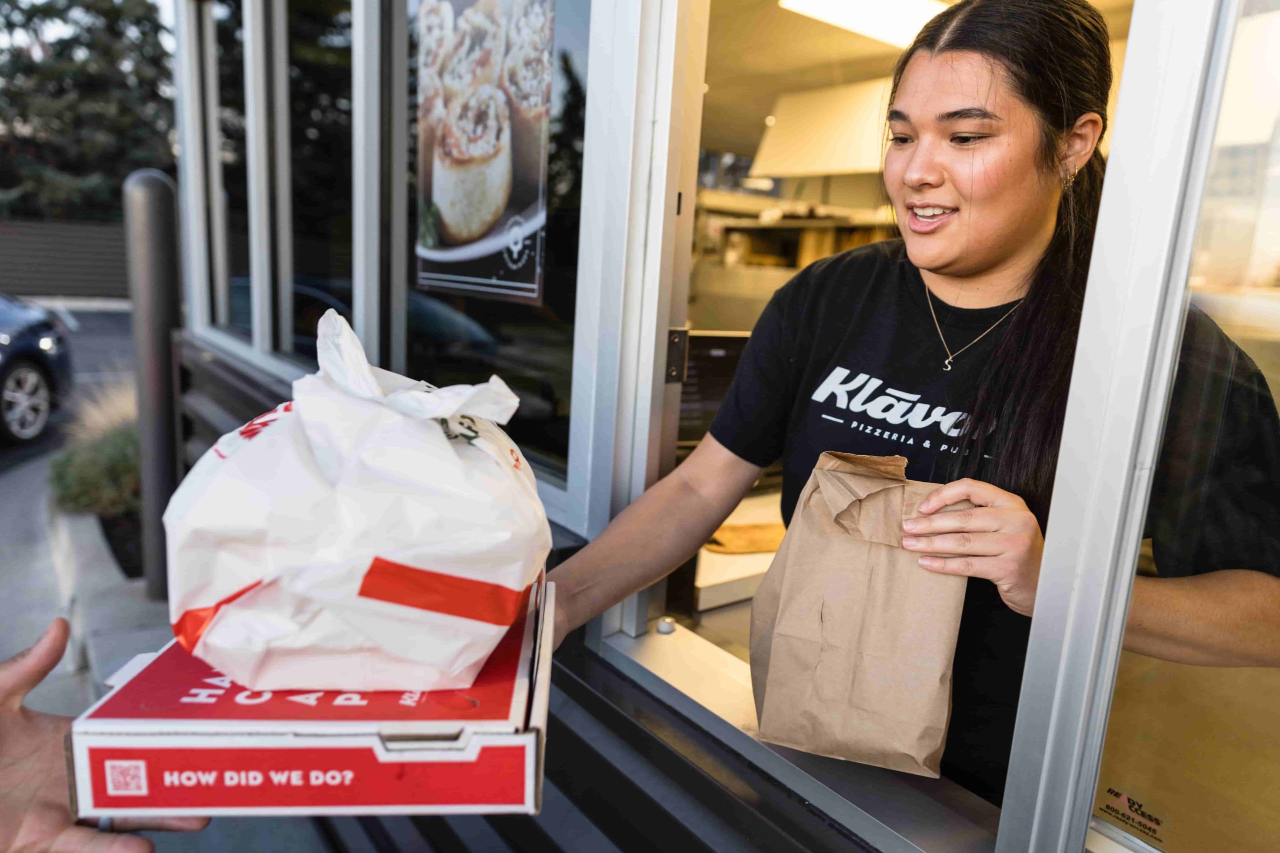 takeout pizza near okemos michigan